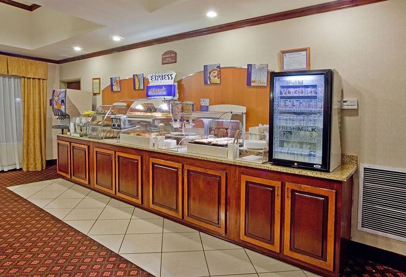 Hotel Holiday Inn Express Commerce Tanger Outlets  | Commerce | Georgia | United States 10