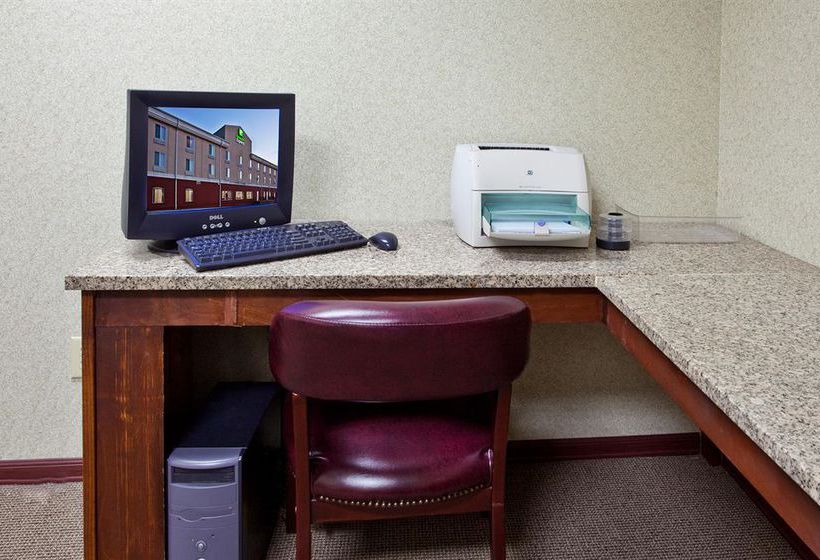 Hotel Holiday Inn Express Commerce Tanger Outlets  | Commerce | Georgia | United States 13