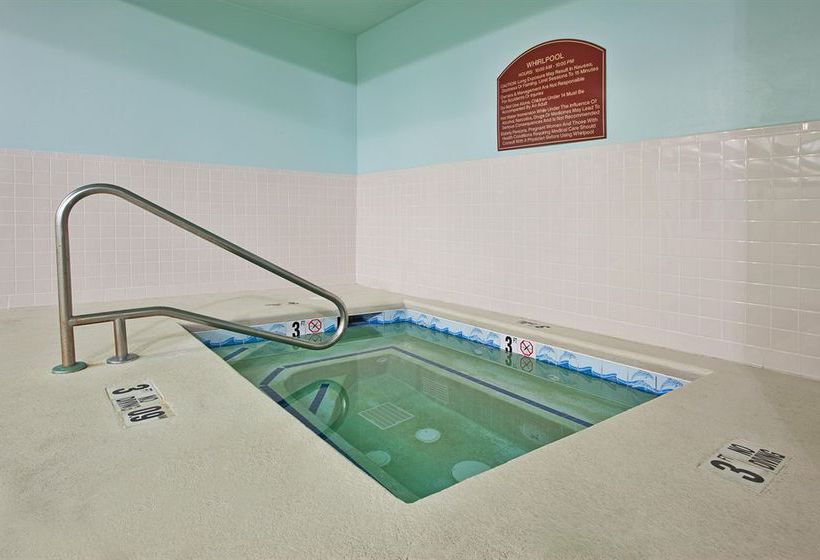 Hotel Holiday Inn Express Commerce Tanger Outlets  | Commerce | Georgia | United States 15