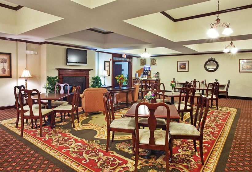 Hotel Holiday Inn Express Commerce Tanger Outlets  | Commerce | Georgia | United States 2