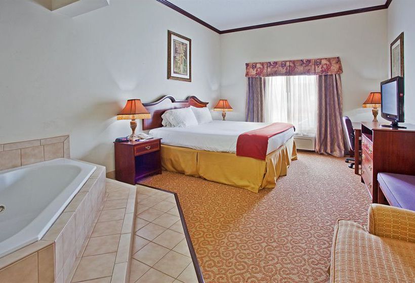 Hotel Holiday Inn Express Commerce Tanger Outlets  | Commerce | Georgia | United States 6