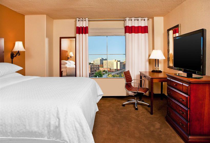 Four Points by Sheraton Knoxville Cumberland House Hotel  | Knoxville | Tennessee | United States 13