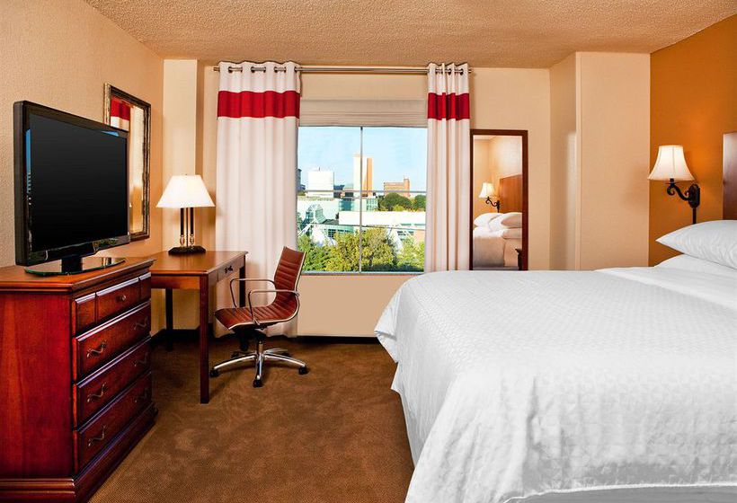 Four Points by Sheraton Knoxville Cumberland House Hotel  | Knoxville | Tennessee | United States 16