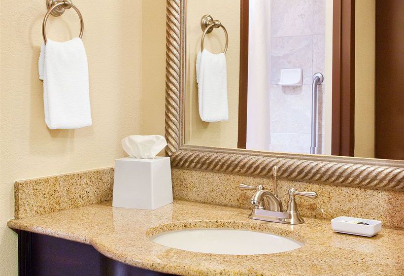 Four Points by Sheraton Knoxville Cumberland House Hotel  | Knoxville | Tennessee | United States 20