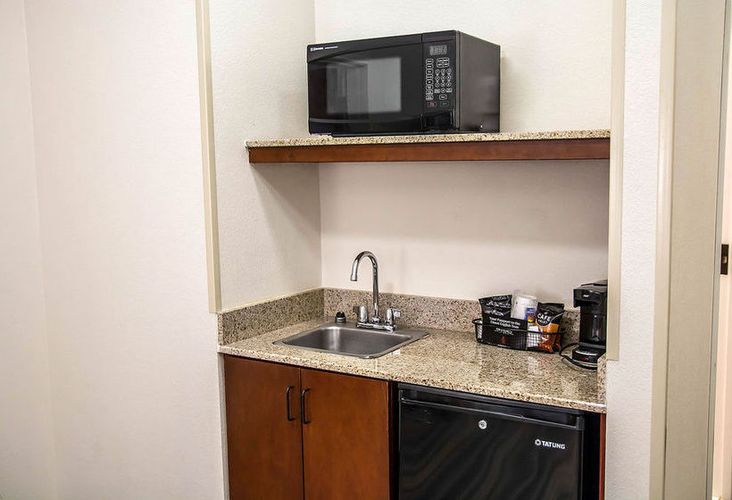 Hotel Comfort Inn & Suites Savannah Airport   | Savannah | Georgia | United States 15