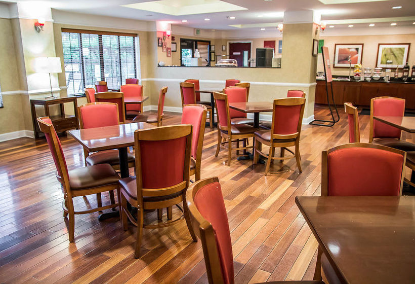 Hotel Comfort Inn & Suites Savannah Airport   | Savannah | Georgia | United States 9