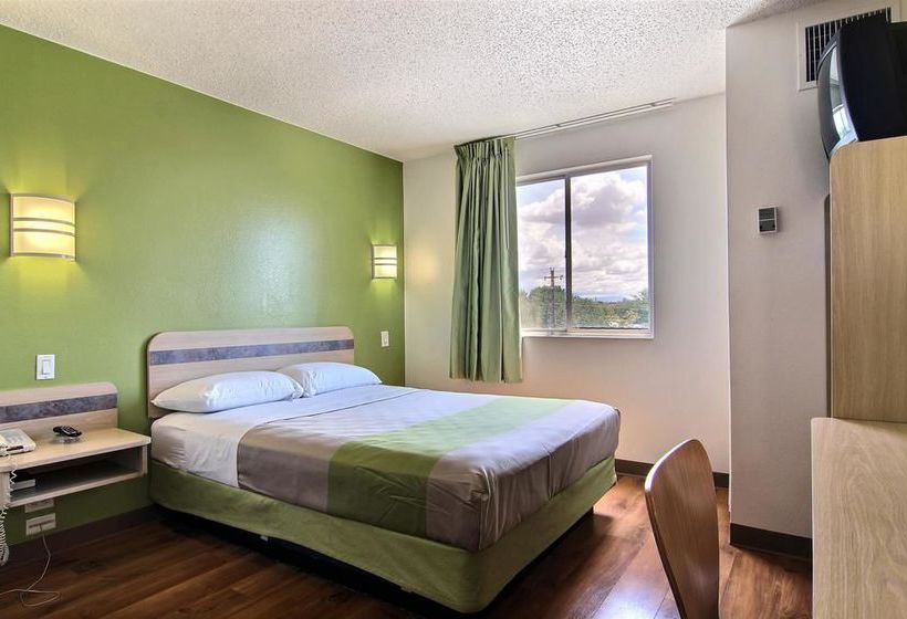 Motel 6 Albuquerque North   | Albuquerque | New Mexico | United States 10