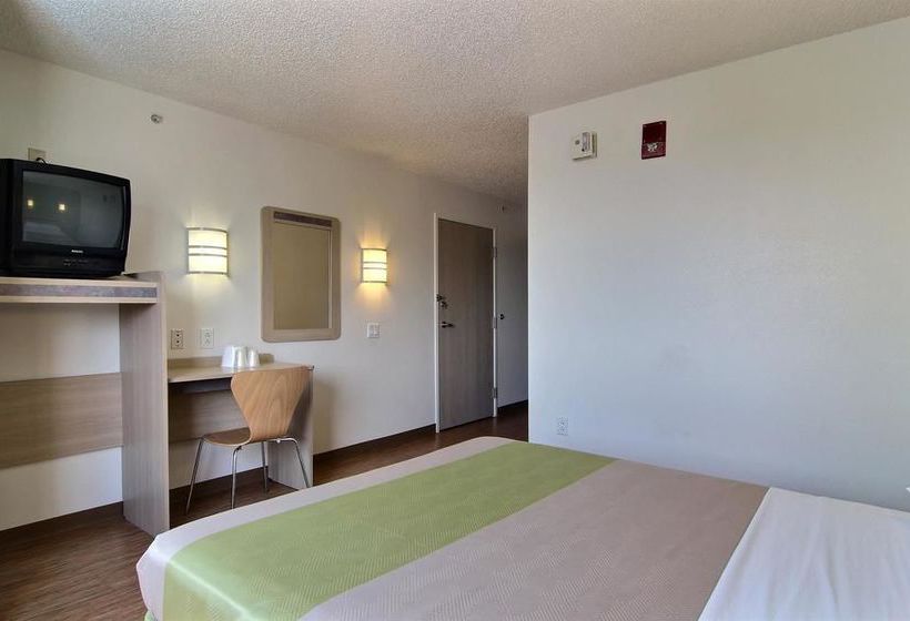 Motel 6 Albuquerque North   | Albuquerque | New Mexico | United States 13