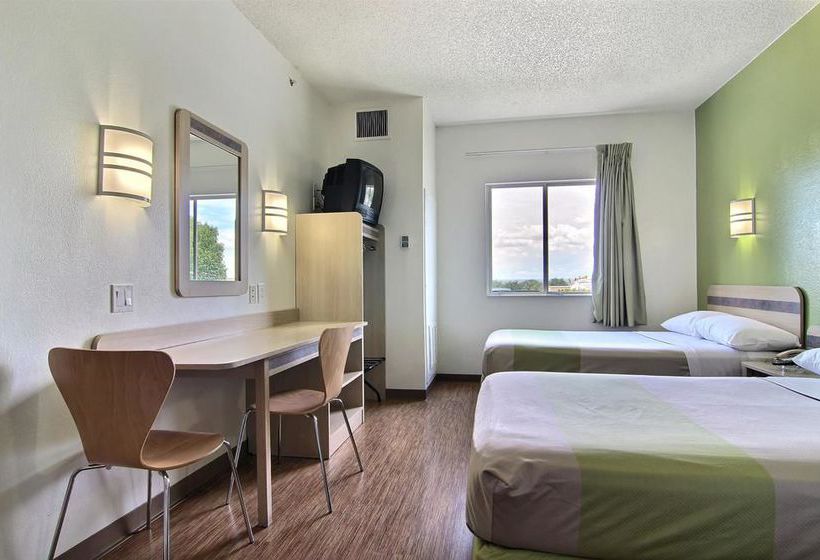Motel 6 Albuquerque North   | Albuquerque | New Mexico | United States 8