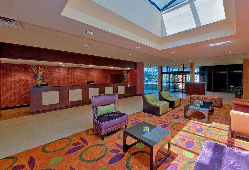 DoubleTree by Hilton Hotel Dallas - DFW Airport North