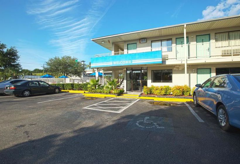 Motel 6 Charleston South  | Charleston | South Carolina | United States 10