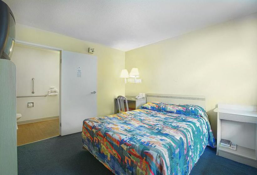 Motel 6 Charleston South  | Charleston | South Carolina | United States 13
