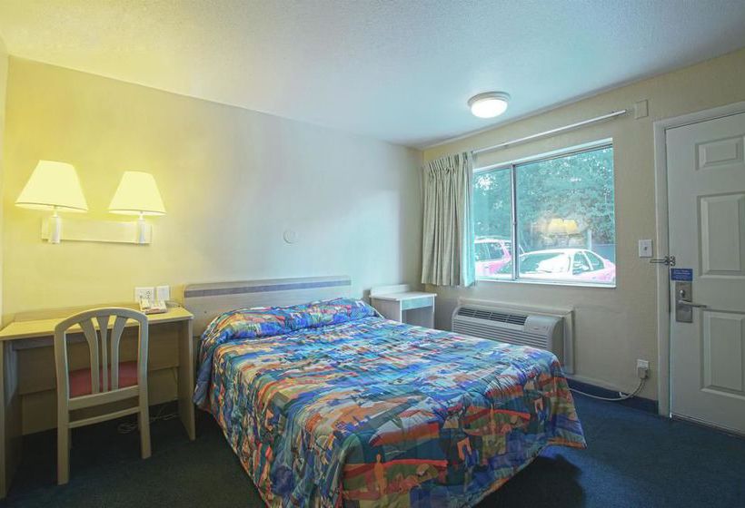 Motel 6 Charleston South  | Charleston | South Carolina | United States 14