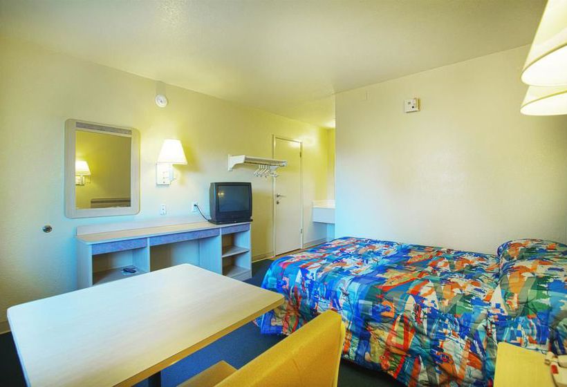 Motel 6 Charleston South  | Charleston | South Carolina | United States 19