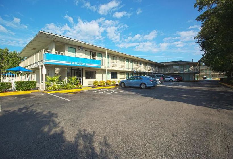 Motel 6 Charleston South  | Charleston | South Carolina | United States 8