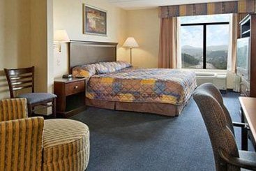 Hotel Wingate by Wyndham Bridgeport WV  | Bridgeport | West Virginia | United States 5
