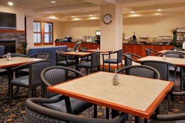 Hotel Wingate by Wyndham Bridgeport WV  | Bridgeport | West Virginia | United States 6