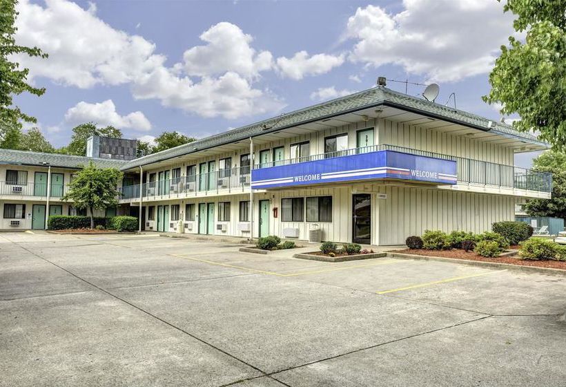 Motel 6 Nashville - Goodlettsville 699  | Goodlettsville | Tennessee | United States 2