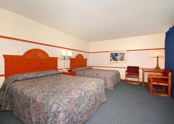 Hotel Econo Lodge Killington Area  | Mendon | Vermont | United States 11