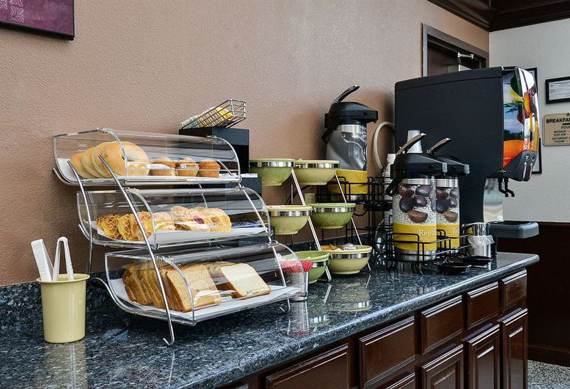 Hotel Quality Inn & Suites Waco  | Waco | Texas | United States 10