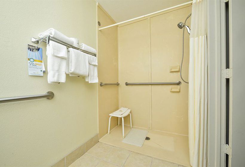 Hotel Quality Inn & Suites Waco  | Waco | Texas | United States 14