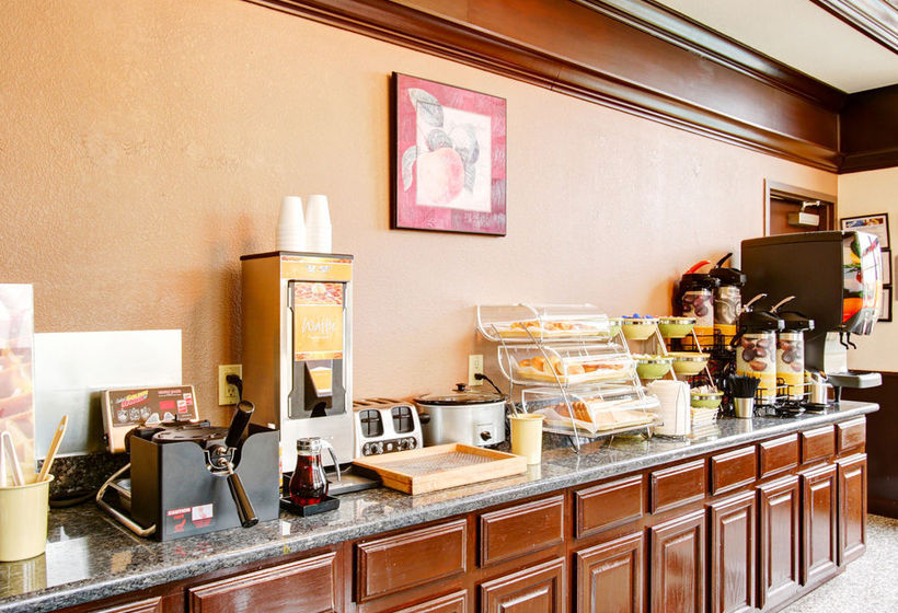 Hotel Quality Inn & Suites Waco  | Waco | Texas | United States 19