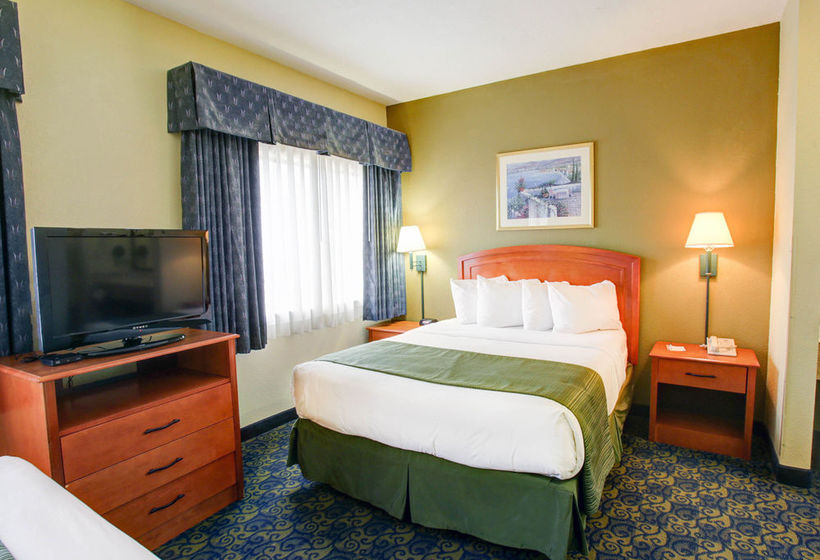 Hotel Quality Inn & Suites Waco  | Waco | Texas | United States 20