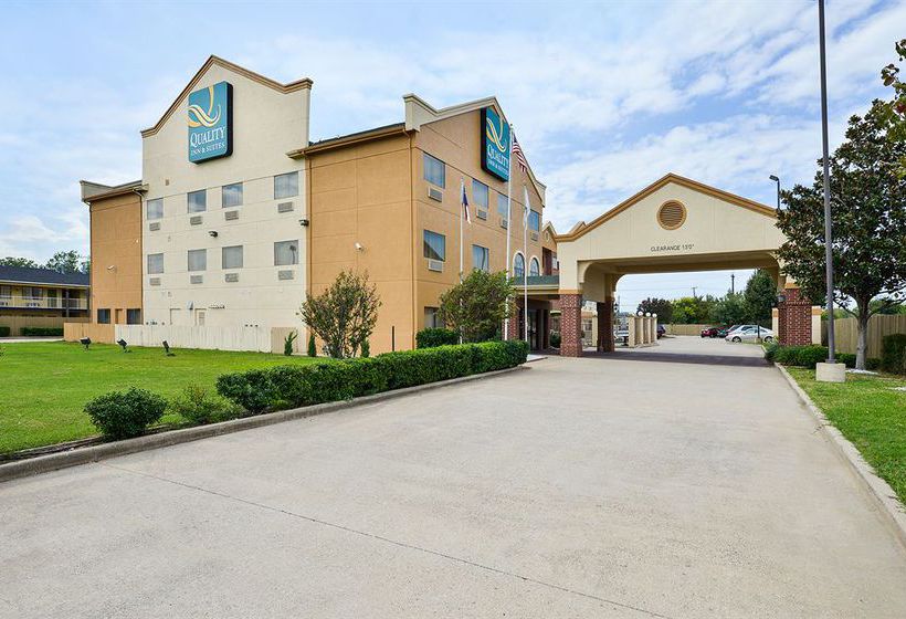 Hotel Quality Inn & Suites Waco  | Waco | Texas | United States 9