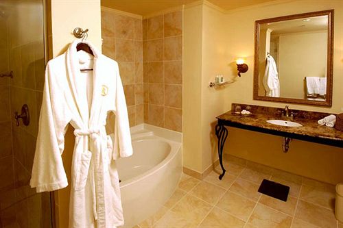 Hotel River Inn Of Harbor Town  | Memphis | Tennessee | United States 2