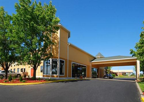 Hotel Quality Inn & Suites  | Winchester | Kentucky | United States 15