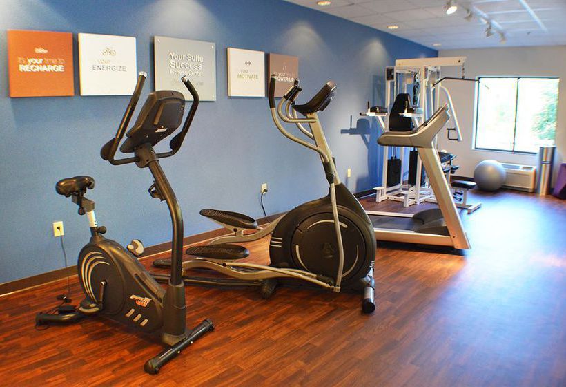 Hotel Comfort Suites Southington  | Southington | Connecticut | United States 1