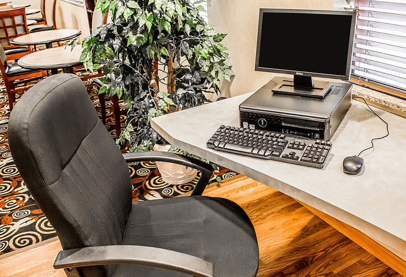 Hotel Comfort Suites Southington  | Southington | Connecticut | United States 11