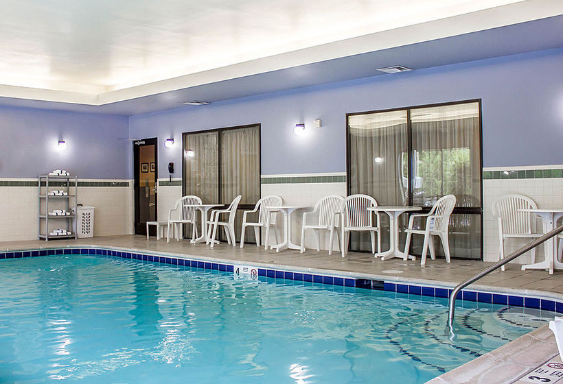 Hotel Comfort Suites Southington  | Southington | Connecticut | United States 14