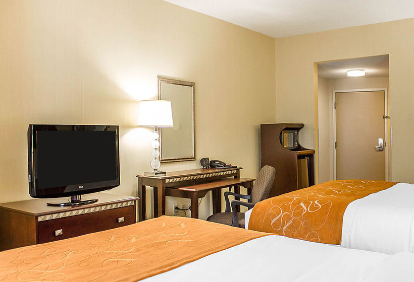 Hotel Comfort Suites Southington  | Southington | Connecticut | United States 19