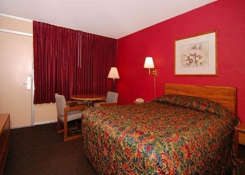 Hotel Econo Lodge Benton  | Benton | Arkansas | United States 2