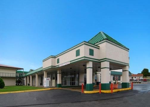 Hotel Econo Lodge Benton  | Benton | Arkansas | United States 4