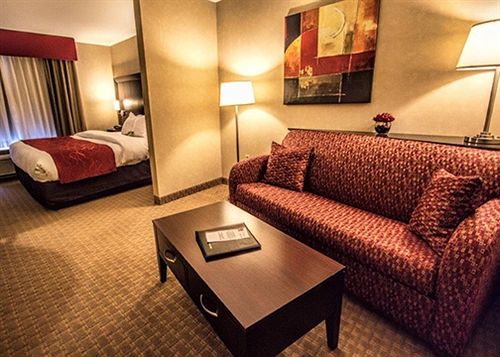 Hotel Comfort Suites Bentonville  | Bentonville | Arkansas | United States 8