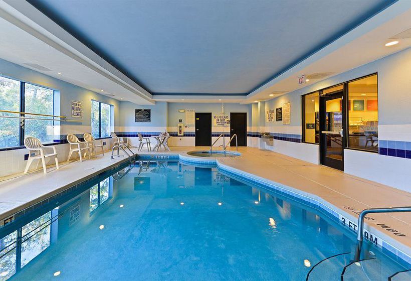 Hotel Comfort Suites Beaufort  | Beaufort | South Carolina | United States 14