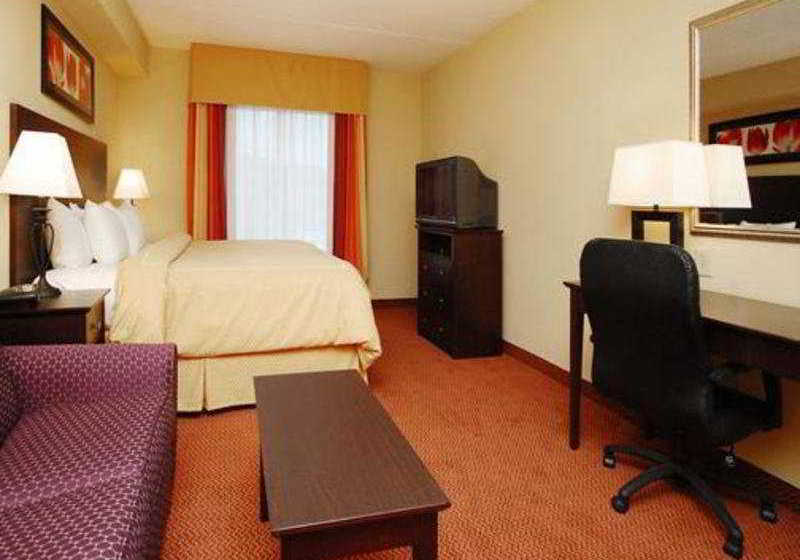 Hotel Comfort Suites East Knoxville 