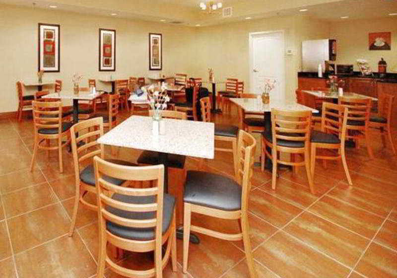 Hotel Comfort Suites East Knoxville  | Knoxville | Tennessee | United States 4