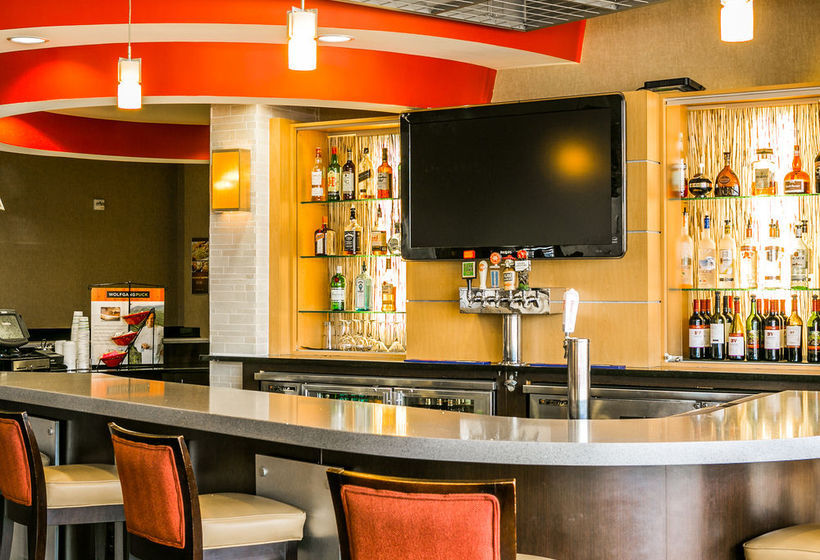 Hotel Cambria Suites Denver Airport