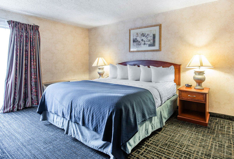 Hotel Quality Suites Central  | Colorado Springs | Colorado | United States 19