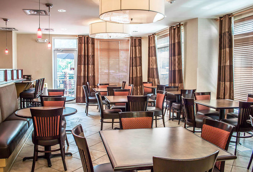 Hotel Comfort Suites West Of The Ashley Charleston