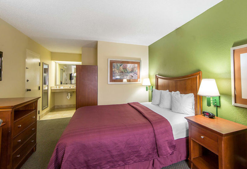 Hotel Quality Inn Merchants Drive  | Knoxville | Tennessee | United States 13