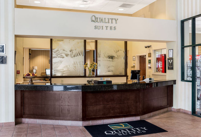 Hotel Quality Suites Lake Wright  | Norfolk | Virginia | United States 4