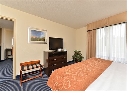 Hotel Comfort Suites Amish Country  | Lancaster | Pennsylvania | United States 11