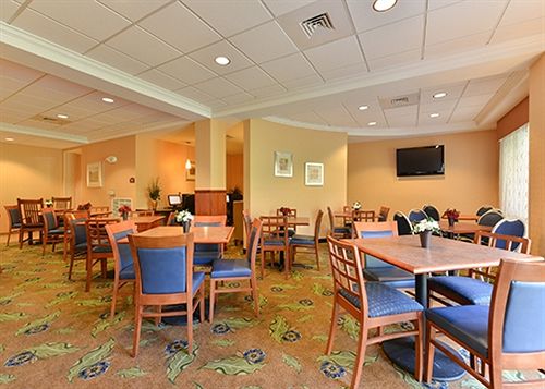 Hotel Comfort Suites Amish Country  | Lancaster | Pennsylvania | United States 9