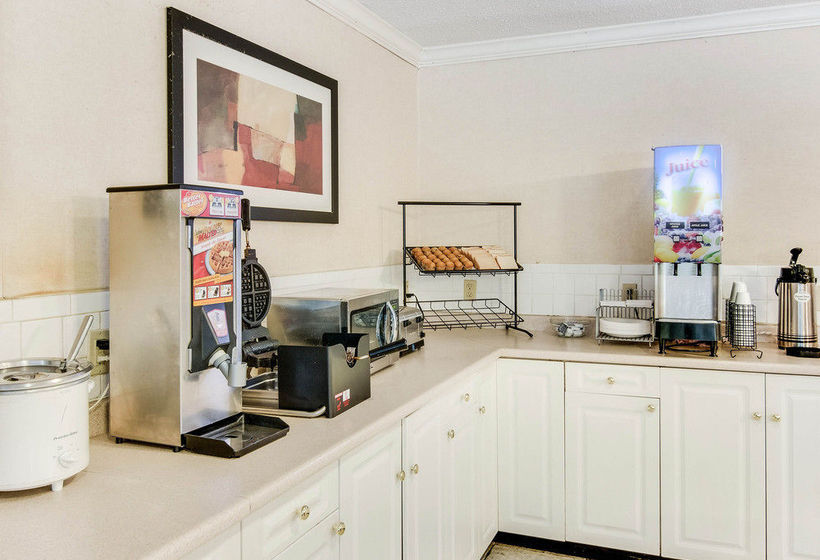 Hotel Rodeway Inn Texarkana  | Texarkana | Texas | United States 5