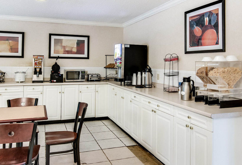 Hotel Rodeway Inn Texarkana  | Texarkana | Texas | United States 6