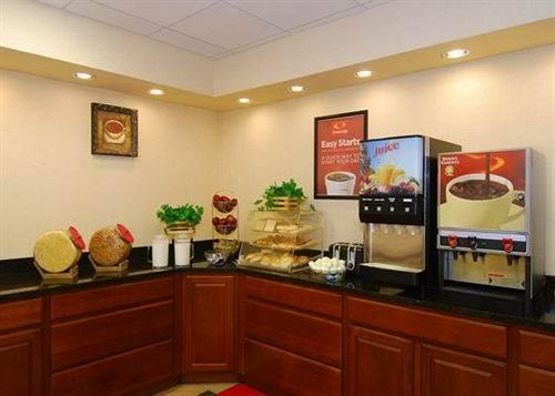 Hotel Econo Lodge Downtown Louisville  | Louisville | Kentucky | United States 12
